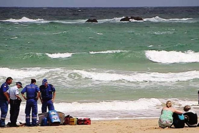 Νεκρός σέρφερ από καρχαρία! (video)