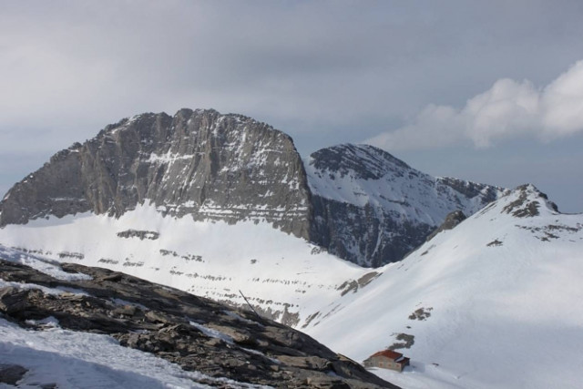 Όλυμπος: Αίσιο τέλος είχε η περιπέτεια των τριών ορειβατών
