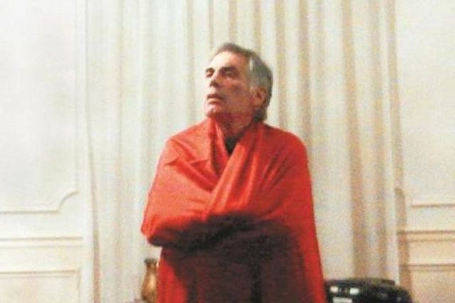 Αντιδράσεις για το θεατρικό του Πελεγρίνη στο Παρίσι (vid)