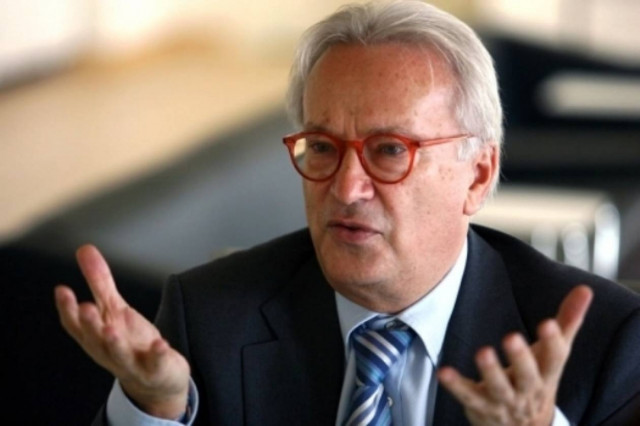 «Αν η τρόικα ζητά απαράδεκτα πράγματα, θα τορπιλίσει την κυβέρνηση»