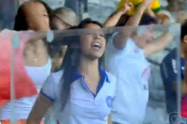 Βραζιλία: Τα… πέταξε όλα για το γκολ της Μπαΐα (video)