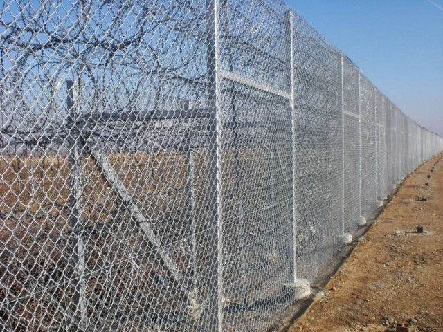 Οι Βούλγαροι αντιγράφουν τον ελληνικό «φράχτη»