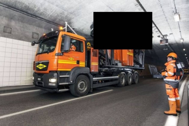 Έτσι θα καθαρίζουν τα τούνελ...