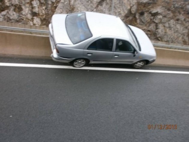 Απίστευτο τροχαίο στην Εγνατία: Δείτε που κατέληξε το αυτοκίνητο