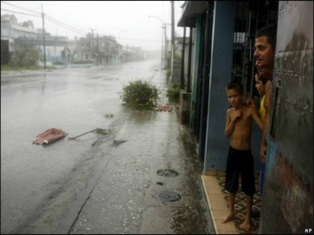 Συνολικά 227 κτίρια και σπίτια κατέρρευσαν λόγω των βροχοπτώσεων