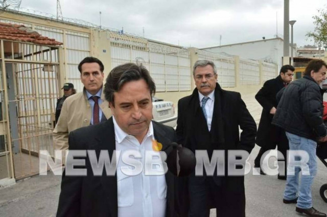 Ελεύθερος ο Βίκτωρας Ρέστης (pics)