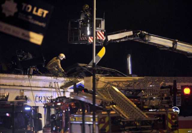 Ολοκληρώθηκε η επιχείρηση αναζήτησης θυμάτων στα συντρίμμια της παμπ