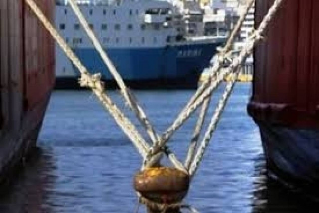 Απαγόρευση απόπλου απο Πειραιά, Ραφήνα και Λαύριο