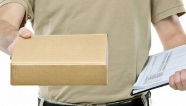 Πάτρα: Παρήγγειλαν κινητά και... λήστεψαν τον μεταφορέα