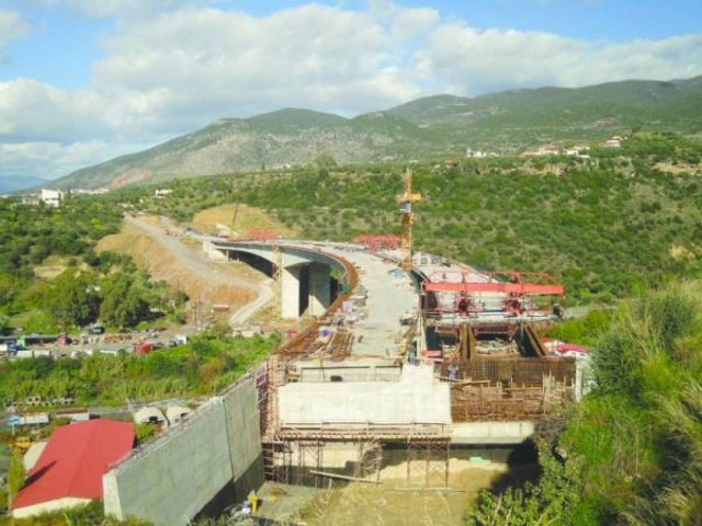 Μεσσηνία: Το Μάρτιο έτοιμη η γέφυρα του Νέδοντα