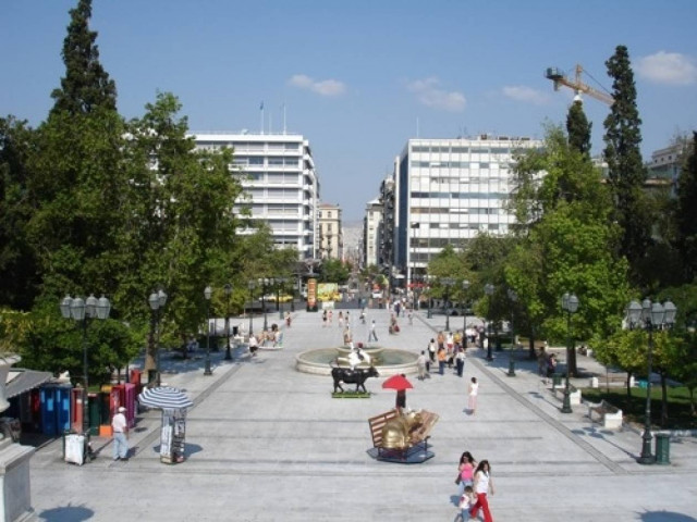 Δείτε την πλατεία Συντάγματος το 1865!