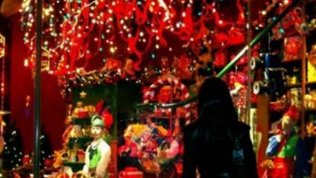 Το εορταστικό ωράριο λειτουργίας των καταστημάτων στη Λάρισα