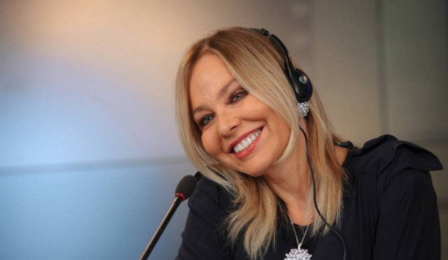 Και η Ορνέλα Μούτι θέλει ρωσικό διαβατήριο!