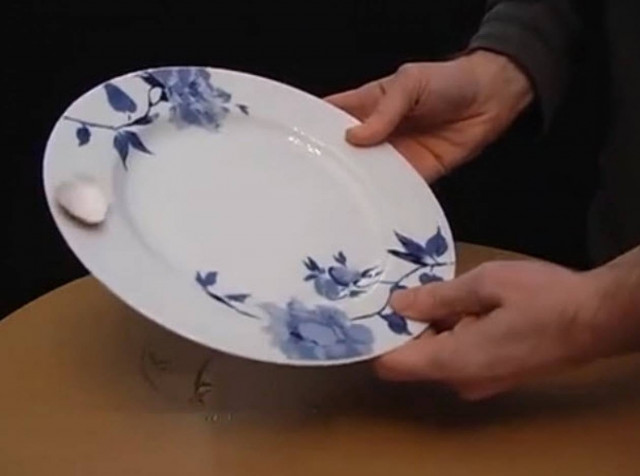 Δέκα μαγικά τρικ... αποκαλύπτονται! (βίντεο)