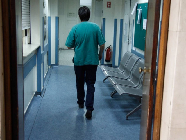 Έρχονται 3.000 απολύσεις σε υγεία και πρόνοια το 2014