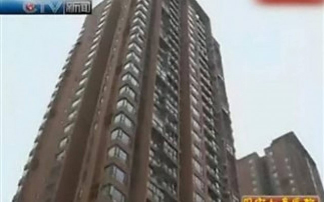 Βίντεο-ΣΟΚ: Δεκάχρονη δολοφονεί ένα αγοράκι 2 ετών