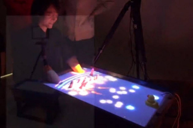 Με το νερό μπορείς να κάνεις απίστευτα πράγματα! (βίντεο)