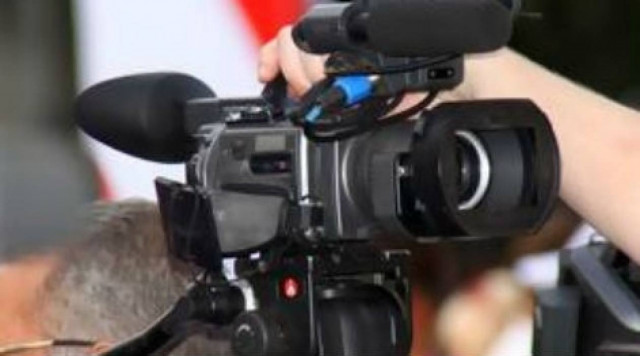 ΣΟΚ στο Mega: Εφυγε...ο εικονολήπτης Μαρίνης Αχτύπης