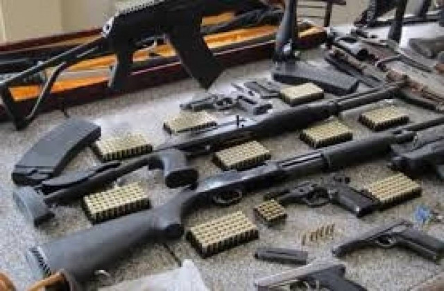 Αρκαδία: Οπλισμό στο λιμάνι της Κυνουρίας, εντόπισε το Λιμενικό