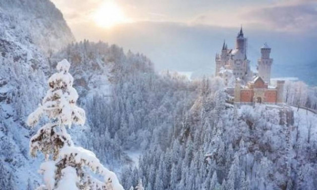 Αυτό το κάστρο είναι βγαλμένο από παραμύθι! (φωτογραφίες)