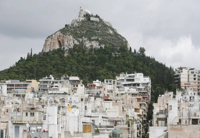 Οι γείτονες του Λυκαβηττού, ο... Σαρκοζί και η αδελφή του Στουρνάρα!