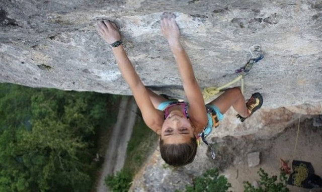 Η 11χρονη που σπάει συνεχώς τα ρεκόρ στην αναρρίχηση (βίντεο)