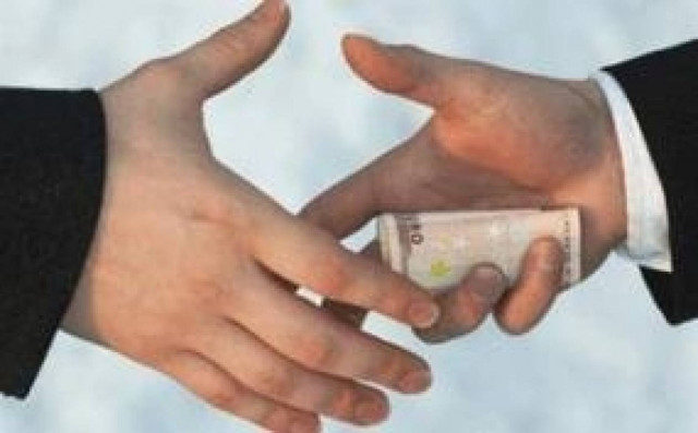 Του έταξε δουλειά στη Γερμανία και του ξάφρισε 210 €