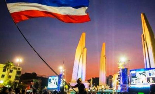 Ανυποχώρητοι οι διαδηλωτές στην Ταϊλάνδη