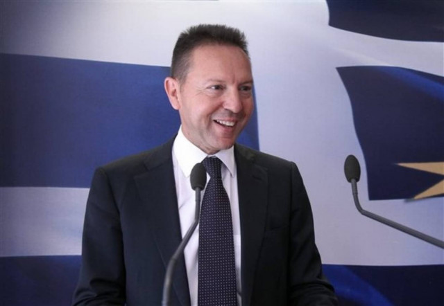 Ο Γ. Στουρνάρας έχει σήμερα γενέθλια