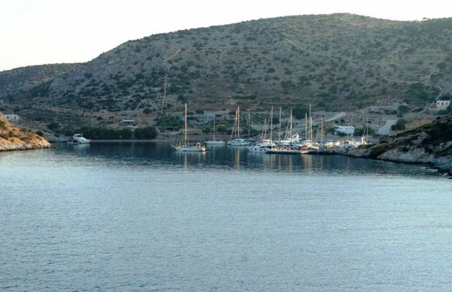 Μεταφορά σωτηρίας για 16χρονη από τη Σχοινούσα