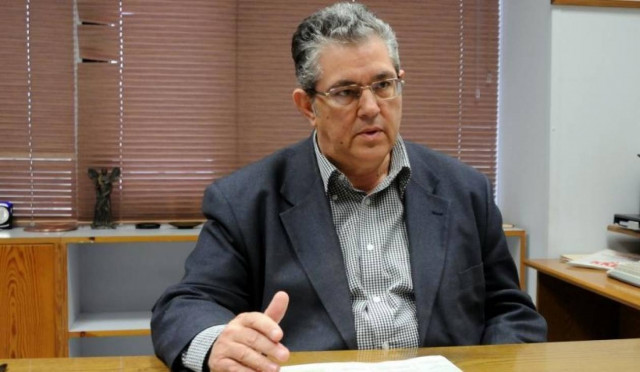 Κουτσούμπας σε δικηγόρους: Βοηθήστε τα λαϊκά νοικοκυρά