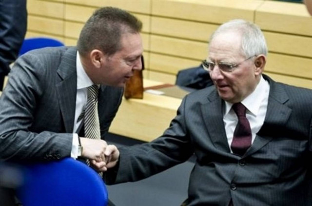 Σόιμπλε: Happy Birthday Mr. Stournaras