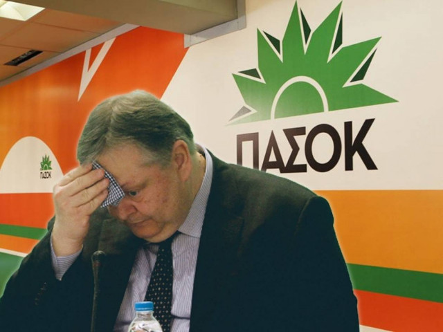 Υπό κατάρρευση το ΠΑΣΟΚ –Την έξοδο δείχνουν στον Βενιζέλο και οι «75»