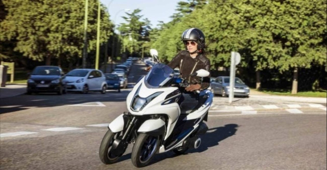Δείτε την Yamaha Tricity 125