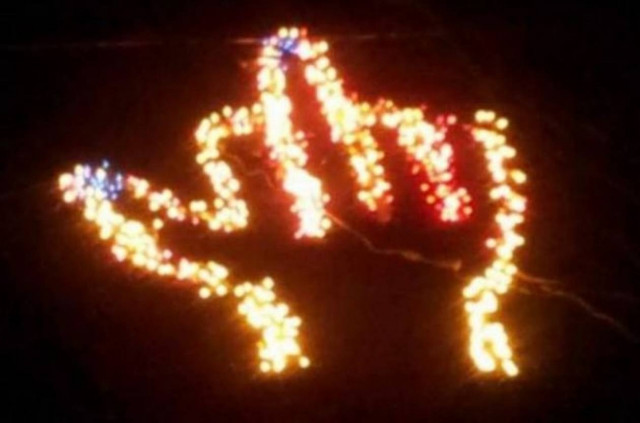 Ήθελε να «ευχηθεί» στον γείτονα της με... υπονοούμενα!