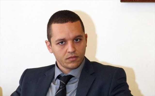 «Βόμβες» Κασιδιάρη: Ιερείς «τα παίρνουν» για να βρίζουν τη Χρυσή Αυγή