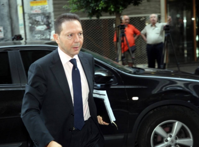 Με Στουρνάρα και Χατζηδάκη συναντάται η τρόικα