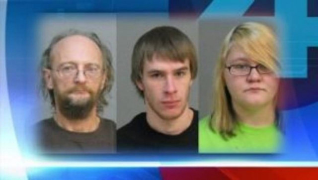 Έφηβοι γονείς ανάγκασαν το παιδί τους να καπνίσει μαριχουάνα!