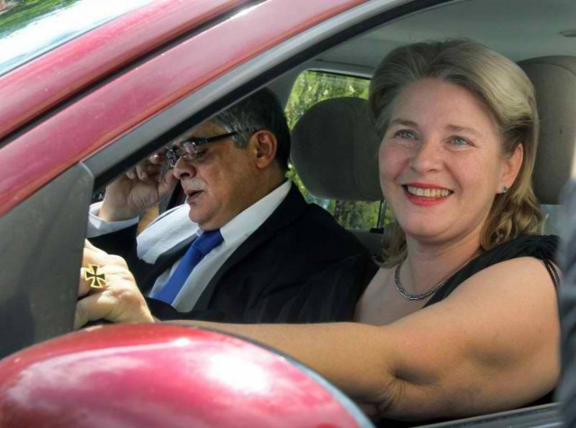 Αυτά είναι τα πόθεν έσχες Μιχαλολιάκου και Ζαρούλια