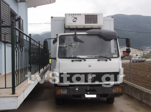 Άγρια καταδίωξη στη Φθιώτιδα: Αντί για φρούτα μετέφερε...