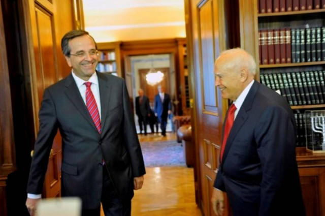 Οι πολιτικές εξελίξεις στο «μενού» της συνάντησης Σαμαρά – Παπούλια