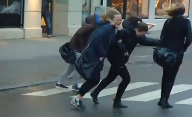 Η μάχη των Νορβηγών με την θύελλα Ίβαρ! (βίντεο)