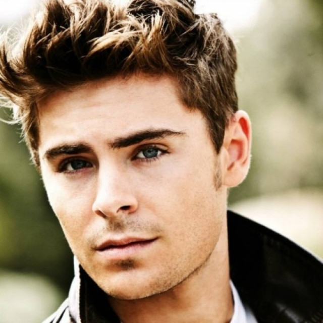 Δείτε τις πρώτες φωτογραφίες του Zac Efron μετά το ατύχημα