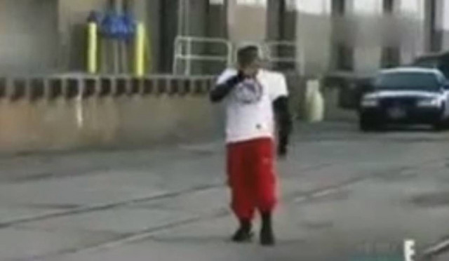 Σοκαριστικό: Αντί να «σπάσει» το ρεκόρ, έσπασε το λαιμό του on camera!