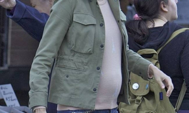 Σύζυγος πασίγνωστου ηθοποιού θα του χαρίσει το πέμπτο του παιδί!