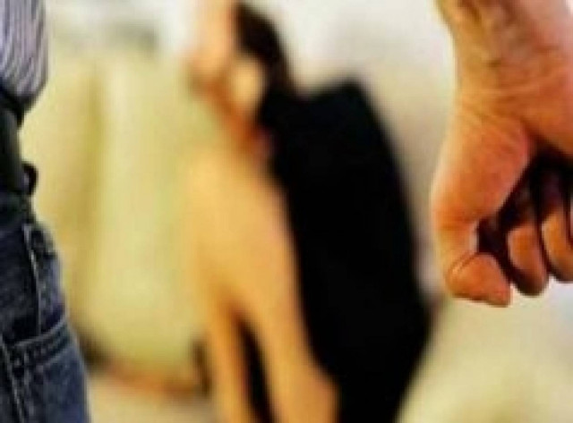 Τρίκαλα: Άγριος ξυλοδαρμός λόγω ερωτικών ιστοριών μέσω Facebook