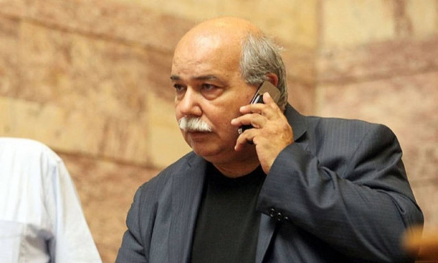 Βούτσης: Να πληρώσουν έκτακτη εισφορά οι πλούσιοι βουλευτές