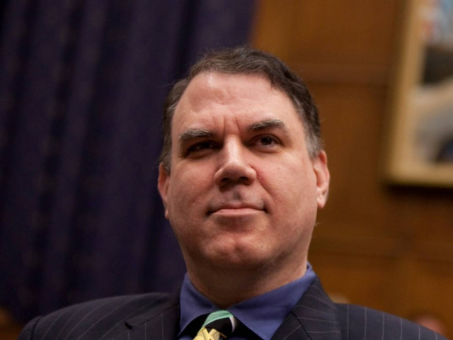 «Η Ελλάδα καταστρέφεται λόγω λιτότητας μπροστά στα μάτια μας»