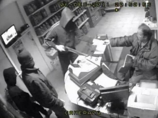 Ληστεία σε βενζινάδικο στα Χανιά - Σε κατάσταση σοκ ο ιδιοκτήτης