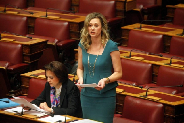 ΑΝΕΛ: Ανεξαρτητοποιήθηκε η Ραχήλ Μακρή